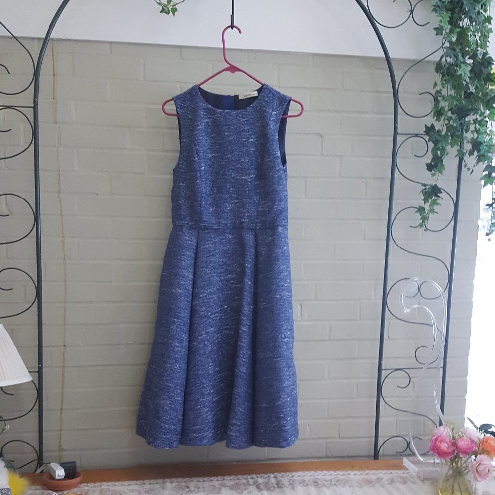 Eshakti Midi Sleeveless shimmer dress